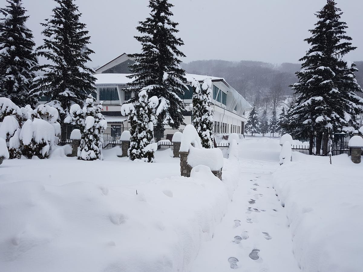 Stone Lodge โคลาชิน ภายนอก รูปภาพ